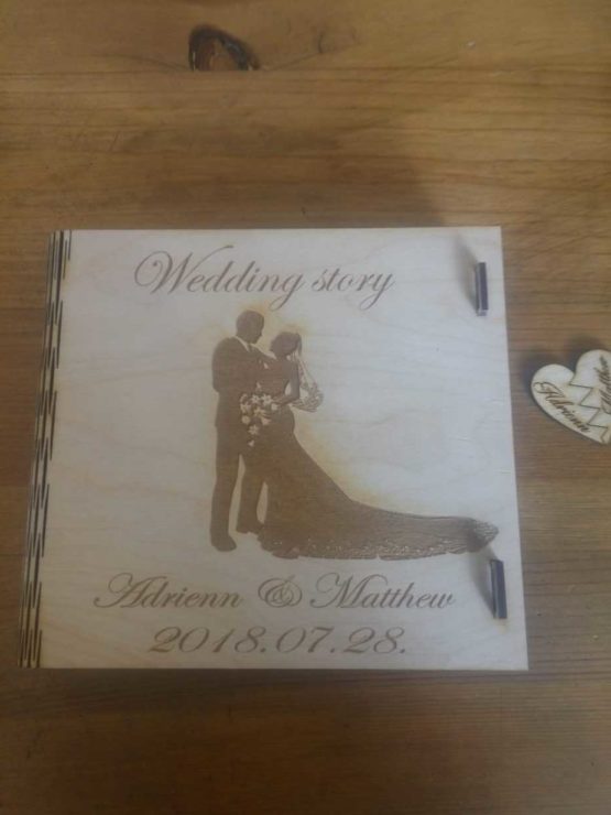 wedding story- esküvőnk története -pendrive doboz- box-tartó- egyedi- gravírozással